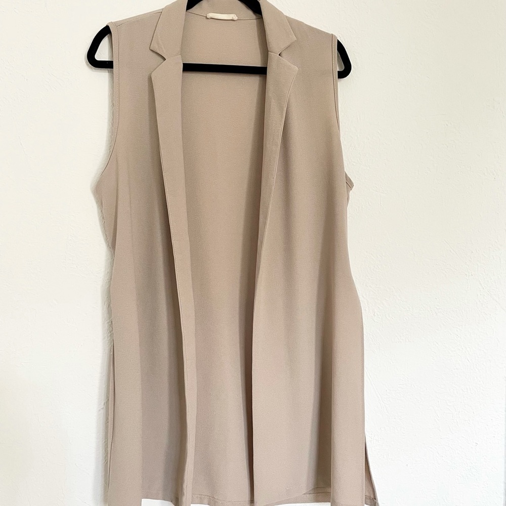 Open Collar Vest
